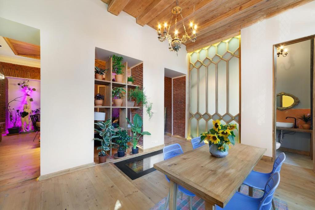 Appartamento Luxury House Tbilisi Esterno foto